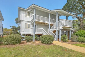 Exterior - Lagoon Villa 23 - Modern Villa Near Beach! Pool! (Isle of Palms)