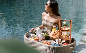 Room service – dining - VILLA ALANNA Phuket (Choeng Thale)