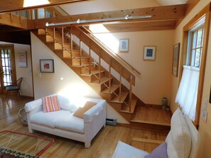 テレビ、書斎 / ワークスペース