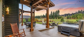 Where Holidays Feel Effortless – Golf Views + Spa/GameRm & 1PM Check-In/Out