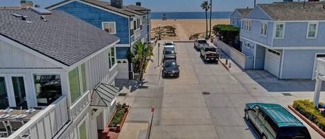 Estacionamiento en la propiedad, se recomienda trasladarse en auto