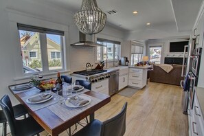 Dining - Upscale Beach House — 3BD/3.5BA, Jacuzzi & Steps from the Boat Parade! (951 W. Balboa Blvd)