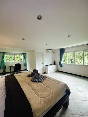 3 bedrooms, WiFi, bed sheets