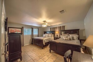 2 Schlafzimmer, Bügeleisen/Bügelbrett, kostenloses WLAN, Bettwäsche