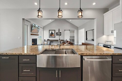 New! Luxury Texas Farmhouse