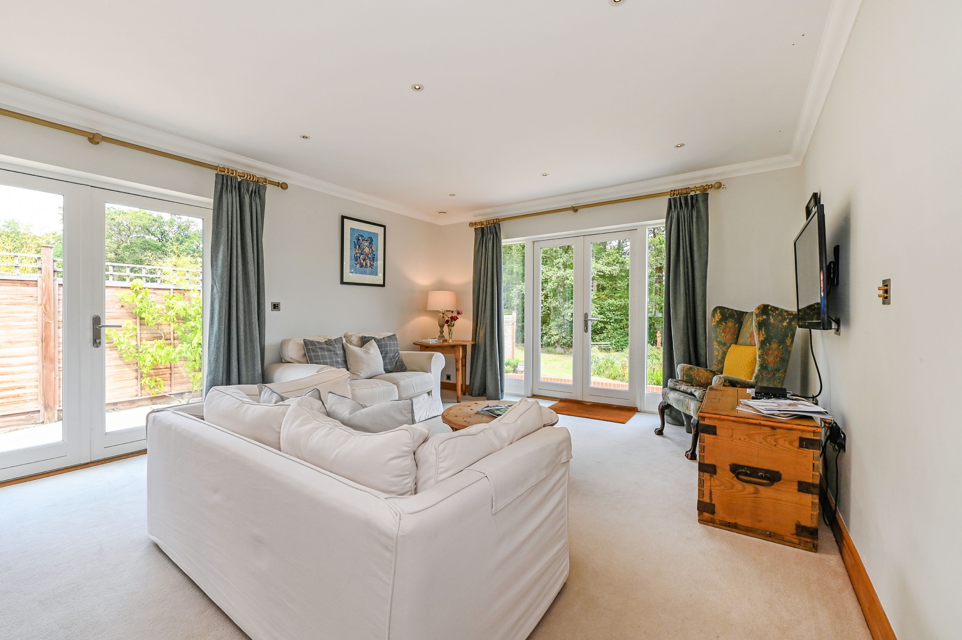 スマートテレビ、書庫