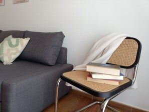 TV, books