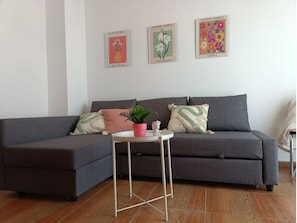 TV, books