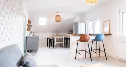 Ferienwohnung Lindau mit Seeblick und Alpenblick, ruhig gelegen mit Terrasse