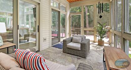 Luxury Abbey Springs Lake House |Extraordinary 3 Level Home |Golf Cart |Wraparound Deck |Pools |Golf