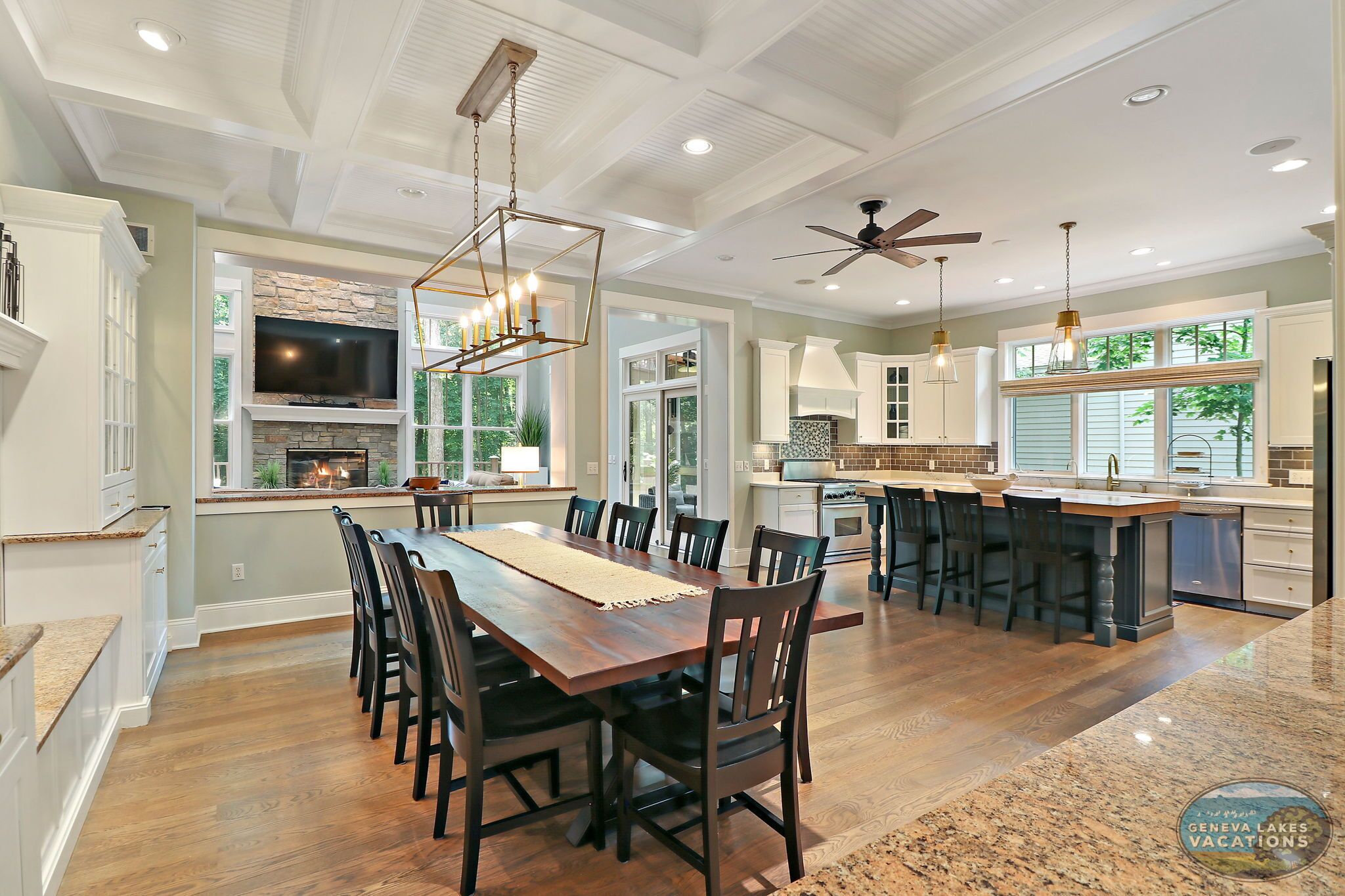 Luxury Abbey Springs Lake House- LG Awaits!