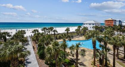 Beautiful end 3 bdr unit with fabulous views, Spring/Summer open book now!