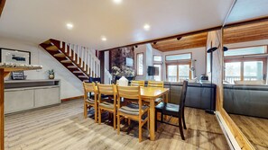 Condo, 3 habitaciones | Restaurantes