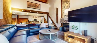 Snowcreek Iii #452 3 Bedroom Condo by RedAwning