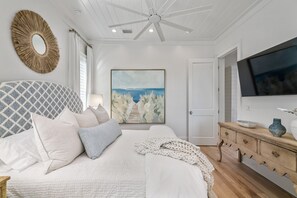 5 bedrooms, free WiFi - Rees On Western Lake 605 Western Lake Drive 5 Bedroom Home by RedAwning (Santa Rosa Beach)