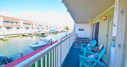 The Chateau 101b 2 Bedroom Condo by RedAwning