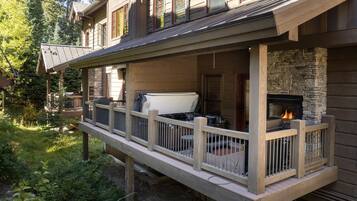 Townhome, 4 Bedrooms | Balcony