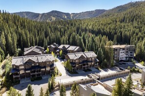 Exterior - Base Camp At Iron Horse... 4 Bedroom Townhouse by RedAwning (Winter Park)