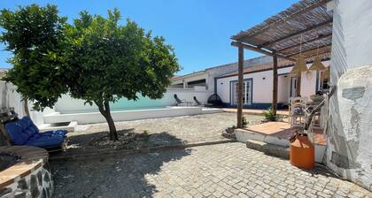 House with swimming pool near Monsaraz