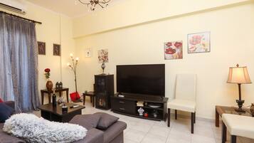 Apartemen Kota | Area keluarga | Televisi LCD 45-inci dengan saluran TV kabel