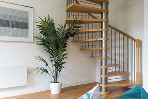 Departamento familiar, 2 habitaciones | Ropa de cama de alta calidad y decoración personalizada