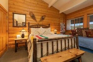 3 slaapkamers, een strijkplank/strijkijzer, internet, beddengoed