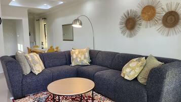 Business Apartment | 3 bedrooms, individually furnished, laptop workspace, iron/ironing board