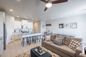 Smart TV - Serene 3BR w/ Private Hot Tub - Snow Canyon Views (Saint George)
