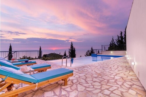 Sapphire Blue Villa