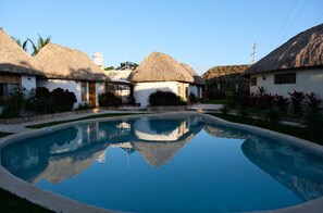 Pool - Hotel Estilo Casa Maya (Izamal)