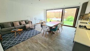 Smart TV, fireplace - Casa en Las Condes - Remodelada 2022 (Las Condes)