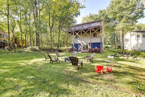 House (4 Bedrooms) | Interior - Charming Long Pond Getaway w/ Community Perks (Long Pond)