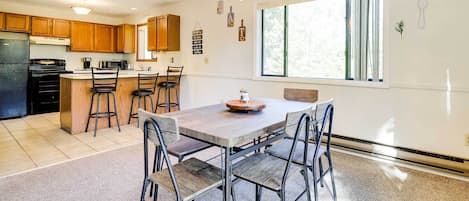 單棟房屋 (4 Bedrooms) | 內部