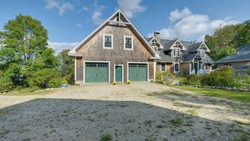 Apartment (0 Bedroom) | Interior