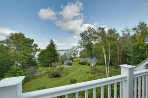 Apartment (0 Bedroom) | Interior - Beachfront Brooklin Studio With Private Balcony! (Brooklin)