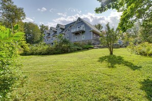 Apartment (0 Bedroom) | Interior - Beachfront Brooklin Studio With Private Balcony! (Brooklin)