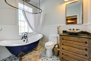 Apartment (0 Bedroom) | Interior