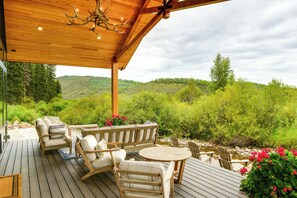 House (4 Bedrooms) | Interior - Modern Turnerville Cabin w/ Hot Tub & Scenic Views (Bedford)