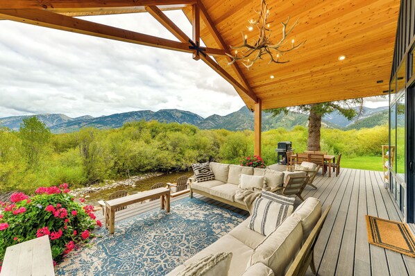 House (4 Bedrooms) | Interior