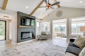 Stuga (2 Bedrooms) | Interiör