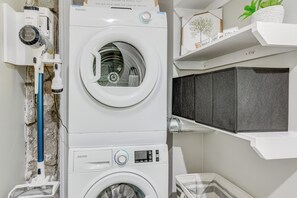 Stuga (2 Bedrooms) | Interiör
