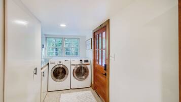 Casa (3 Bedrooms) | Interior