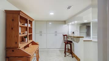 Nhà (3 Bedrooms) | Nội thất