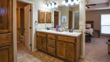 Rumah (3 Bedrooms) | Interior