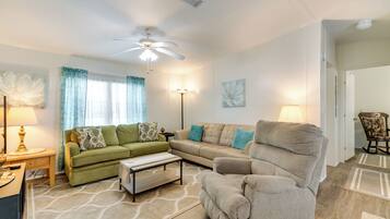 House (3 Bedrooms) | Front of property