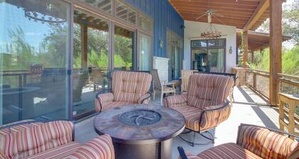 Pool & Covered Patios: Sprawling Austin Estate!