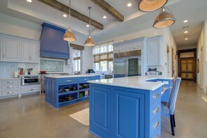 Maison (6 Bedrooms) | Intérieur