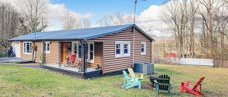 House (3 Bedrooms) | Front of property