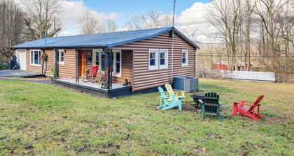 Fire Pit & Covered Deck! Cozy, Rustic Cosby Cabin