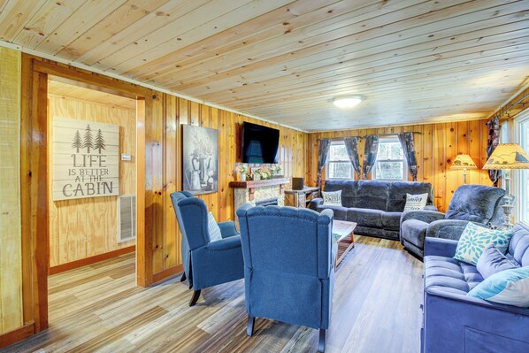 House (3 Bedrooms) | Interior - Fire Pit & Covered Deck! Cozy, Rustic Cosby Cabin (Cosby)
